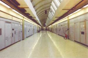 Sendehalle mit Automatiksendern nach 1980